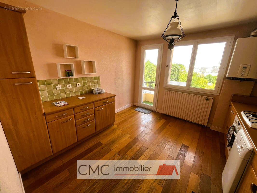 Appartement 82 m² à Chartres  - photo 6