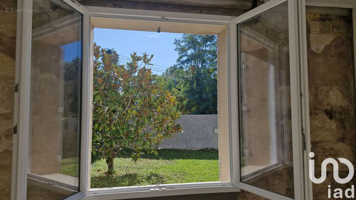 Maison 135 m² à Lalande-De-Pomerol  - photo 3