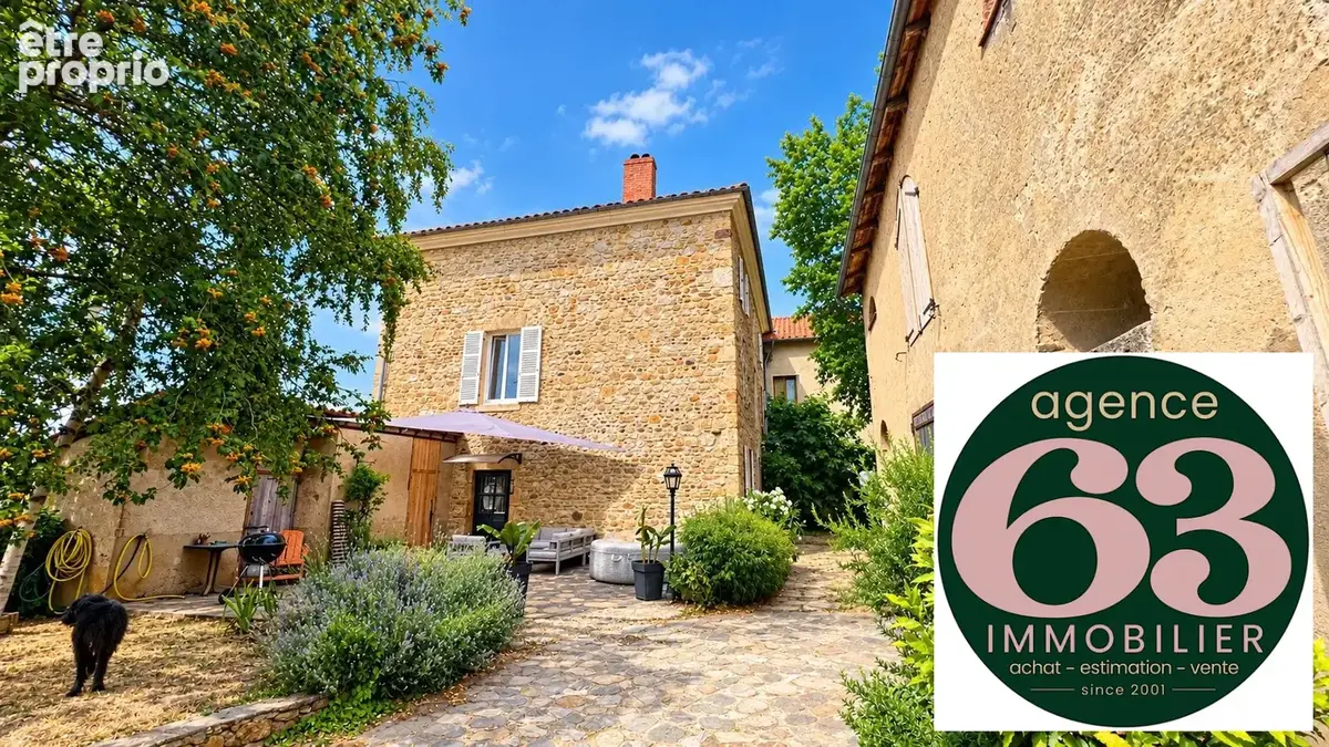 Photo Maison à Saint-Germain-Lembron au prix de 318 000€