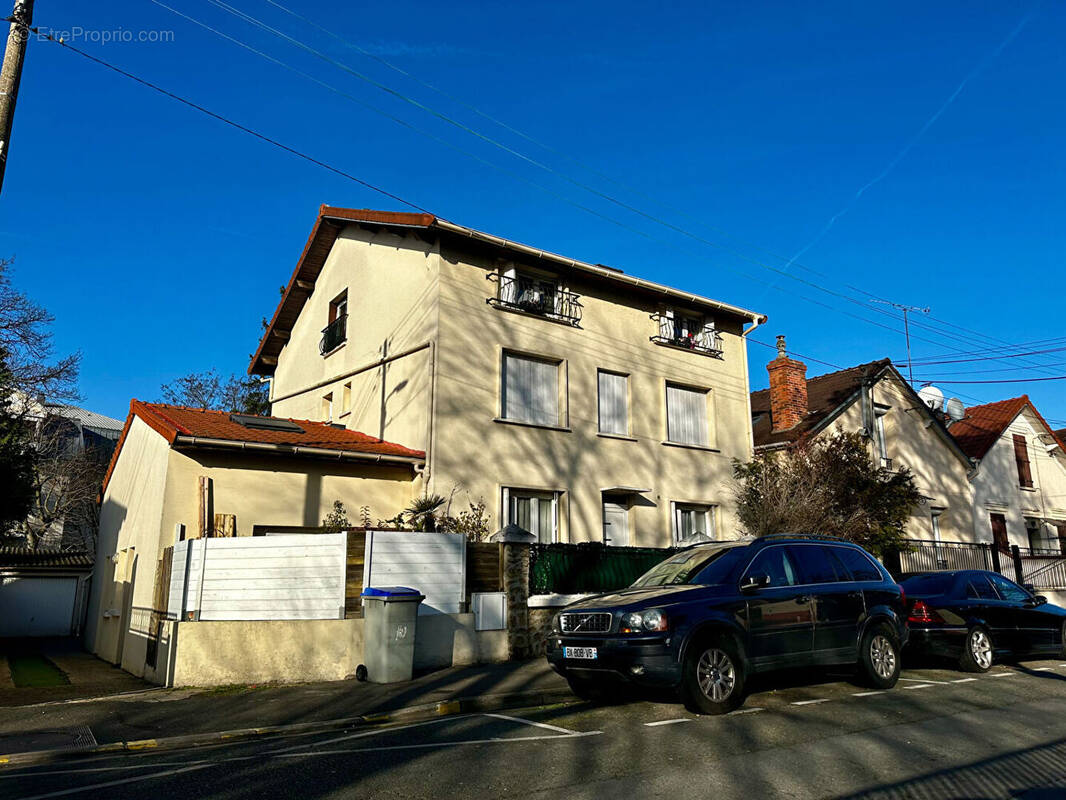 Appartement à LIVRY-GARGAN