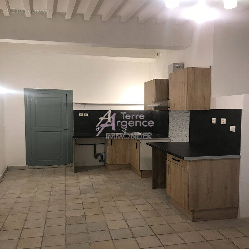 Appartement à BEAUCAIRE