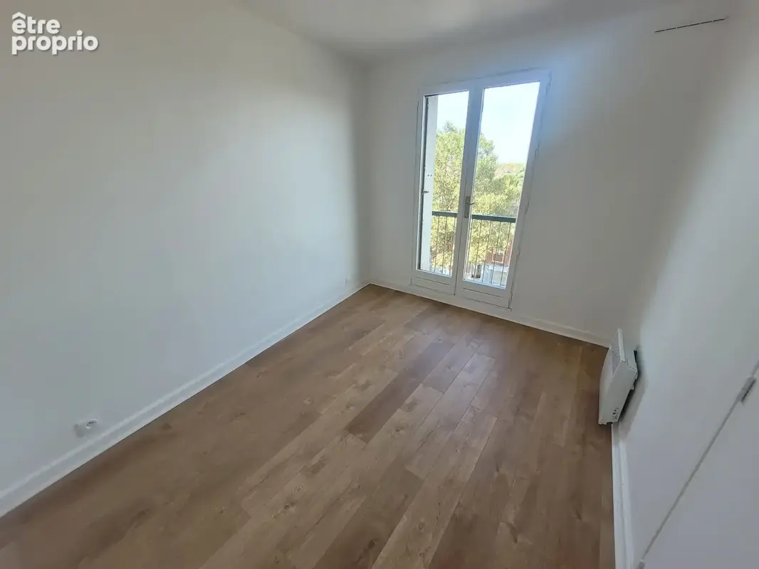 Appartement 3 pièces 60 m² à vendre à Le Bourget (93350) - photo 4