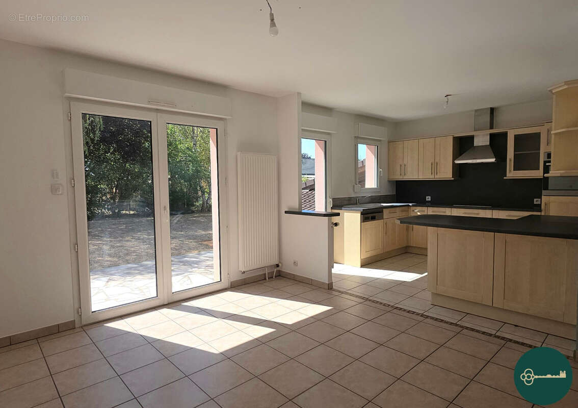 Maison Velaine en Haye 8 pièces 165 m2 - photo 6