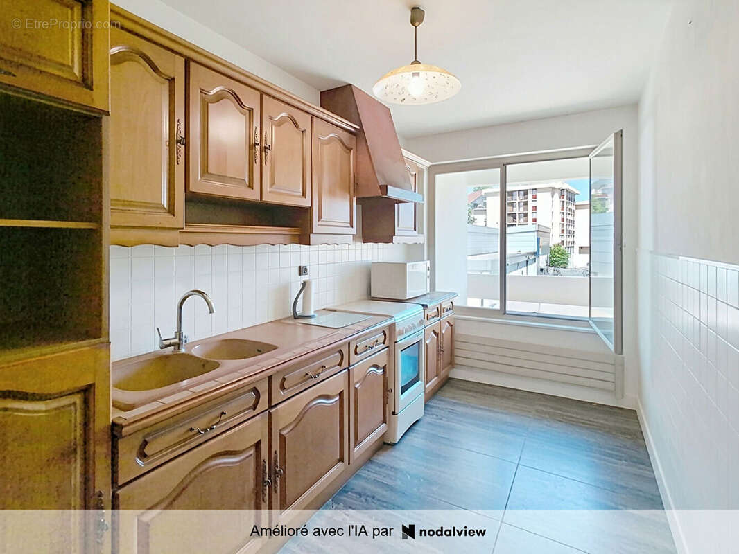 Appartement à LA ROCHE-SUR-FORON