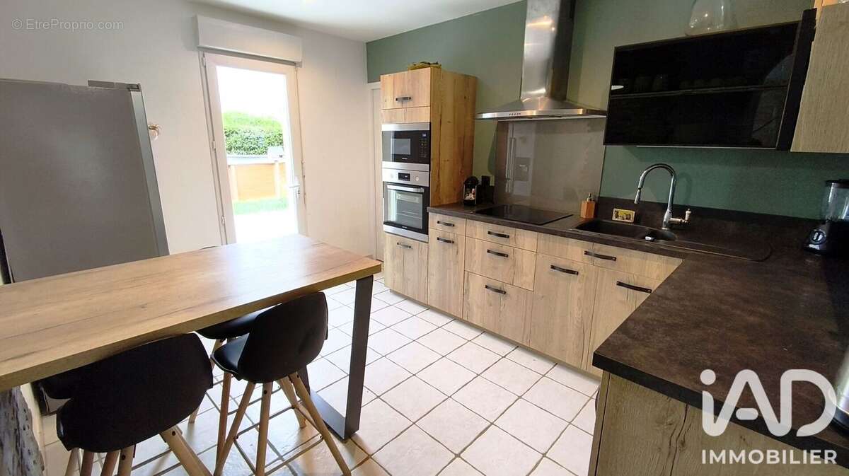 Maison 123 m² à Vineuil  - photo 4