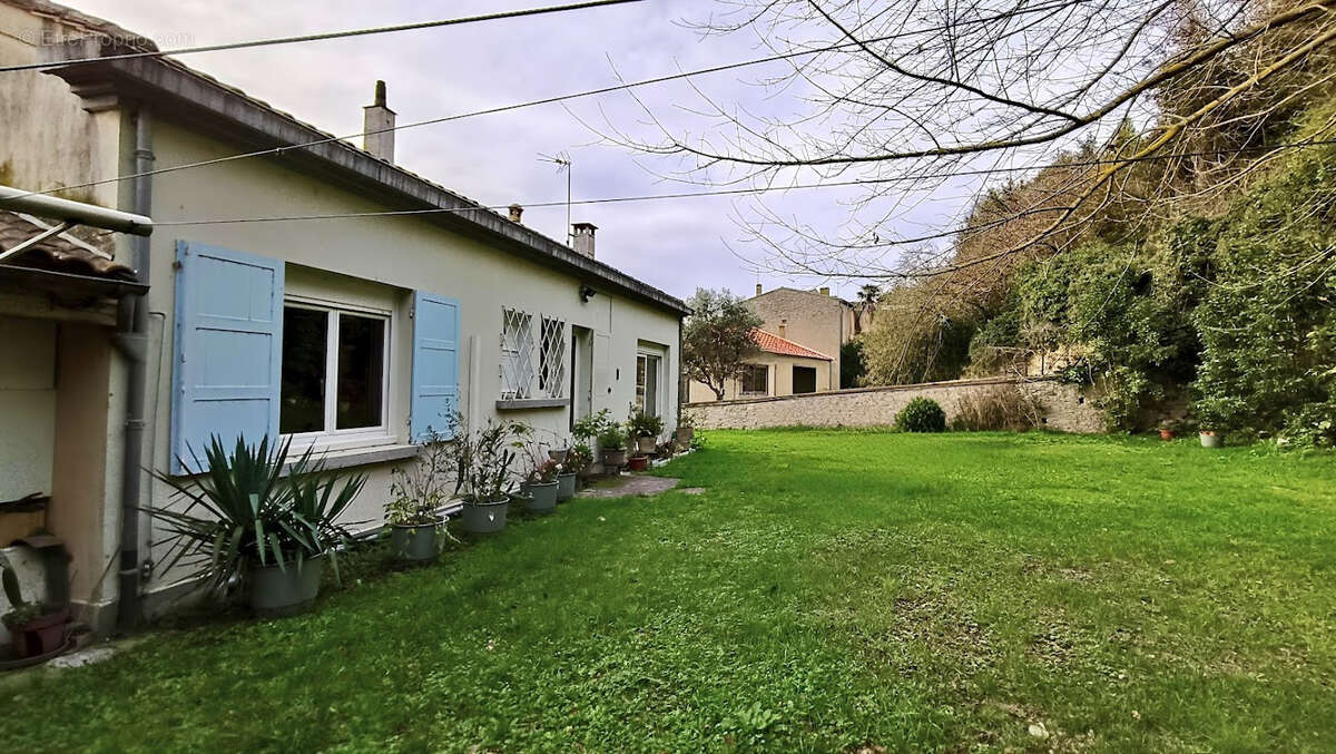 Maison à BLAYE