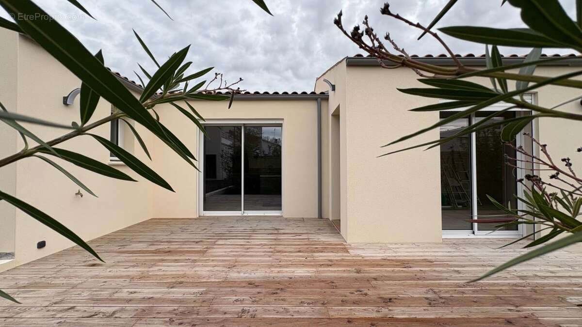 Maison à LA ROCHELLE