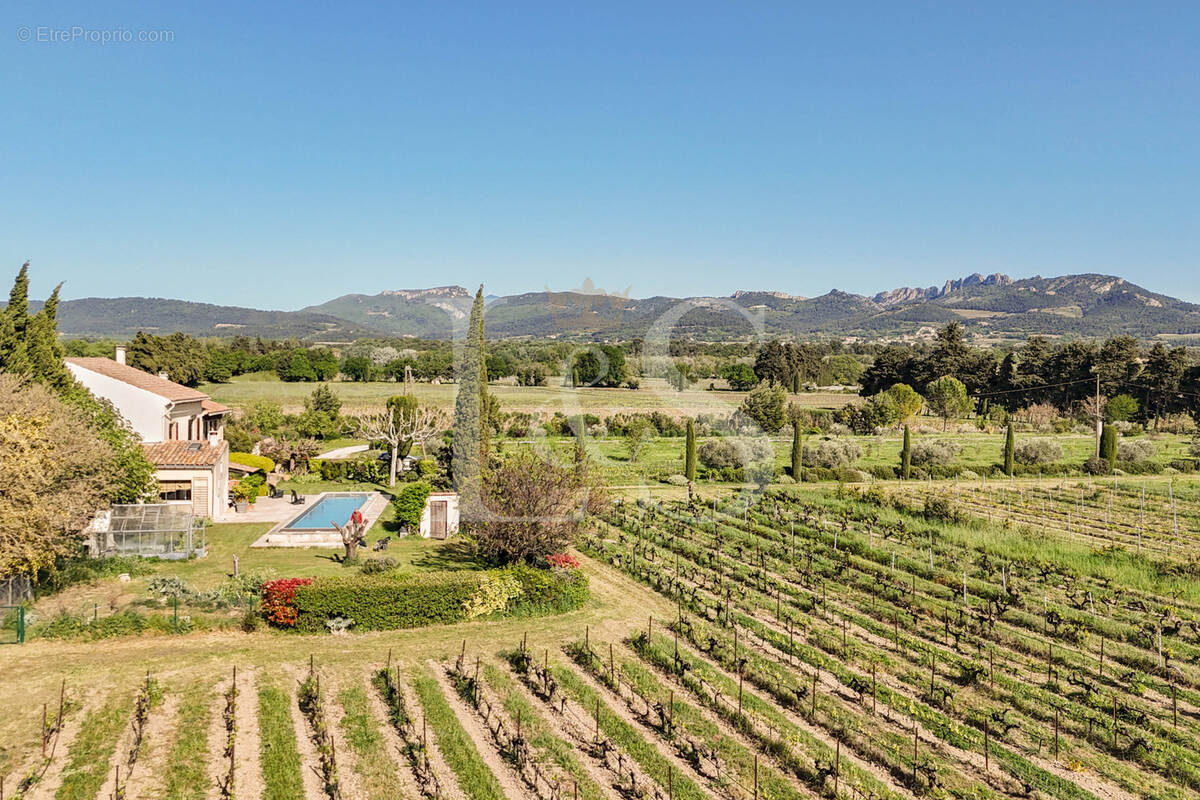 Maison à VAISON-LA-ROMAINE