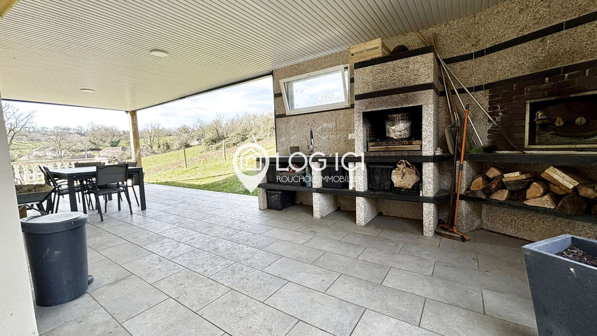 Maison à VIELLENAVE-D'ARTHEZ