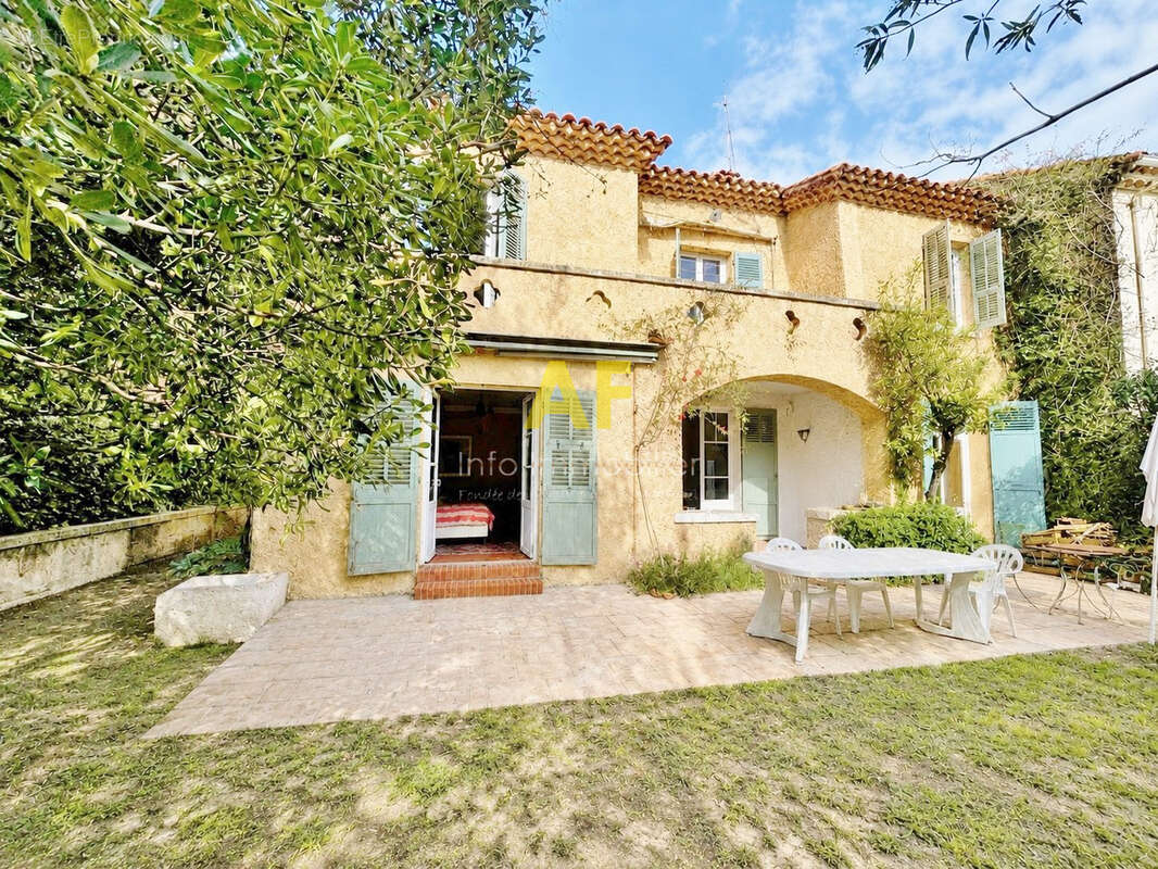 Maison à SAINT-RAPHAEL