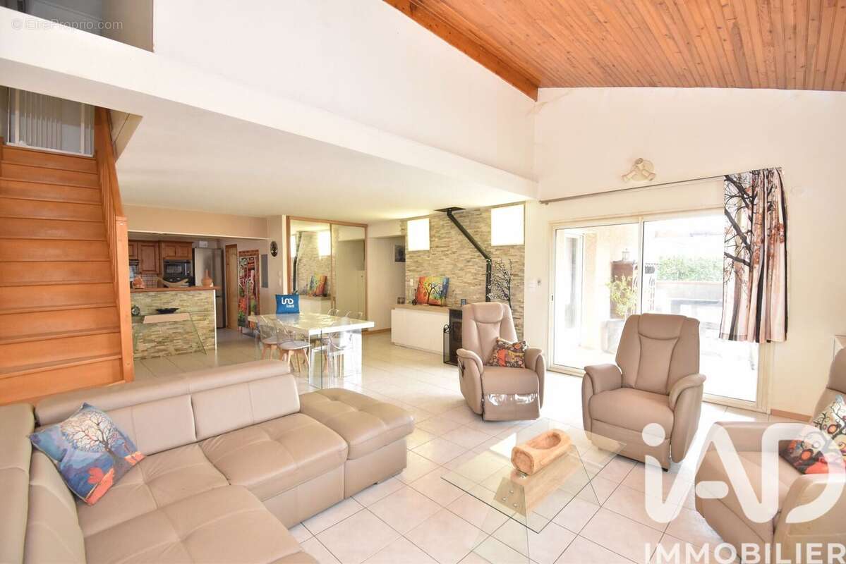 Photo 2 - Maison à BERAT