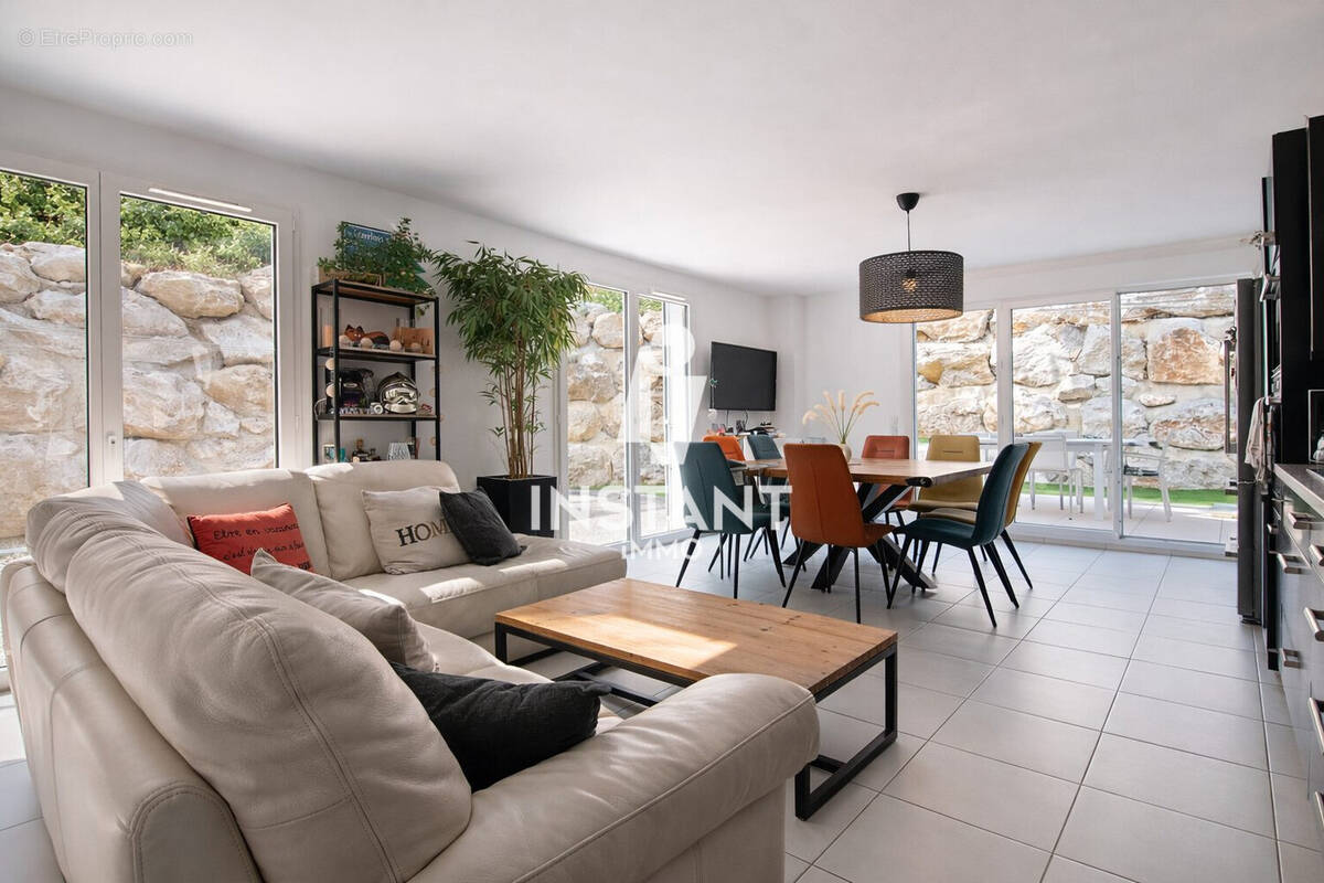 Appartement à MARSEILLE-13E