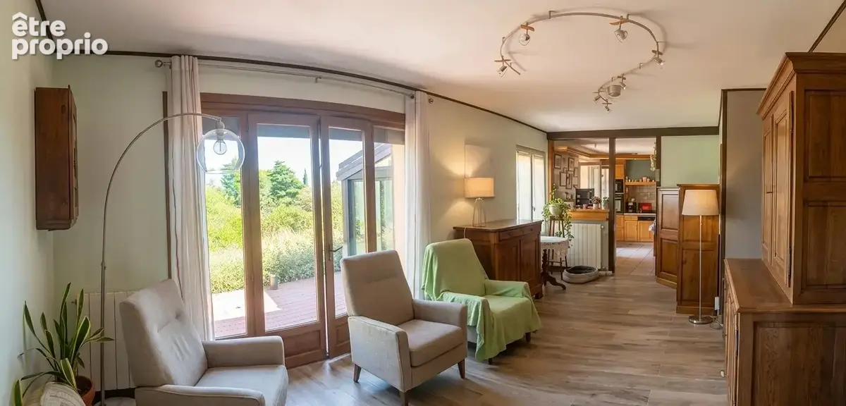 Maison 157 m² à Saint-Laurent-D'agny  - photo 4