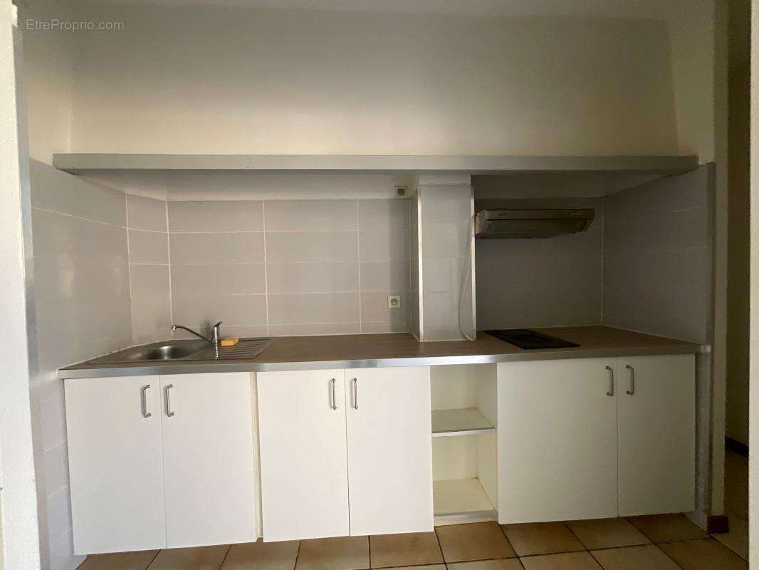 Appartement à CAZERES