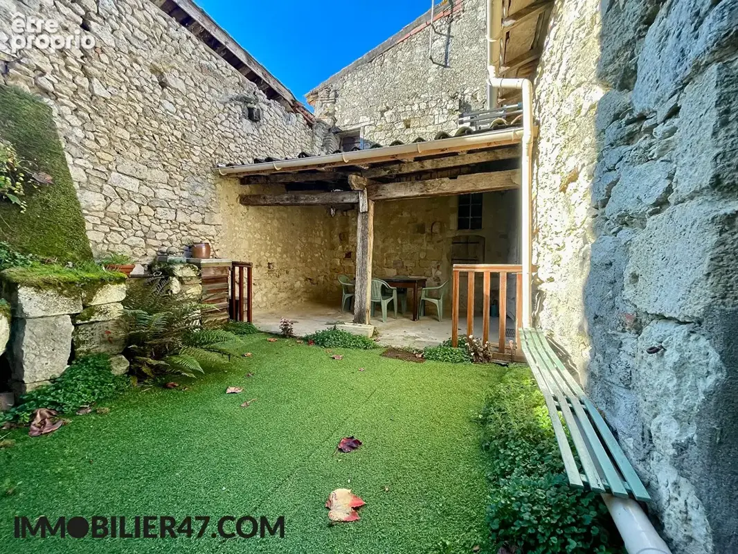 Photo Maison à Saint-Sardos au prix de 65 000€
