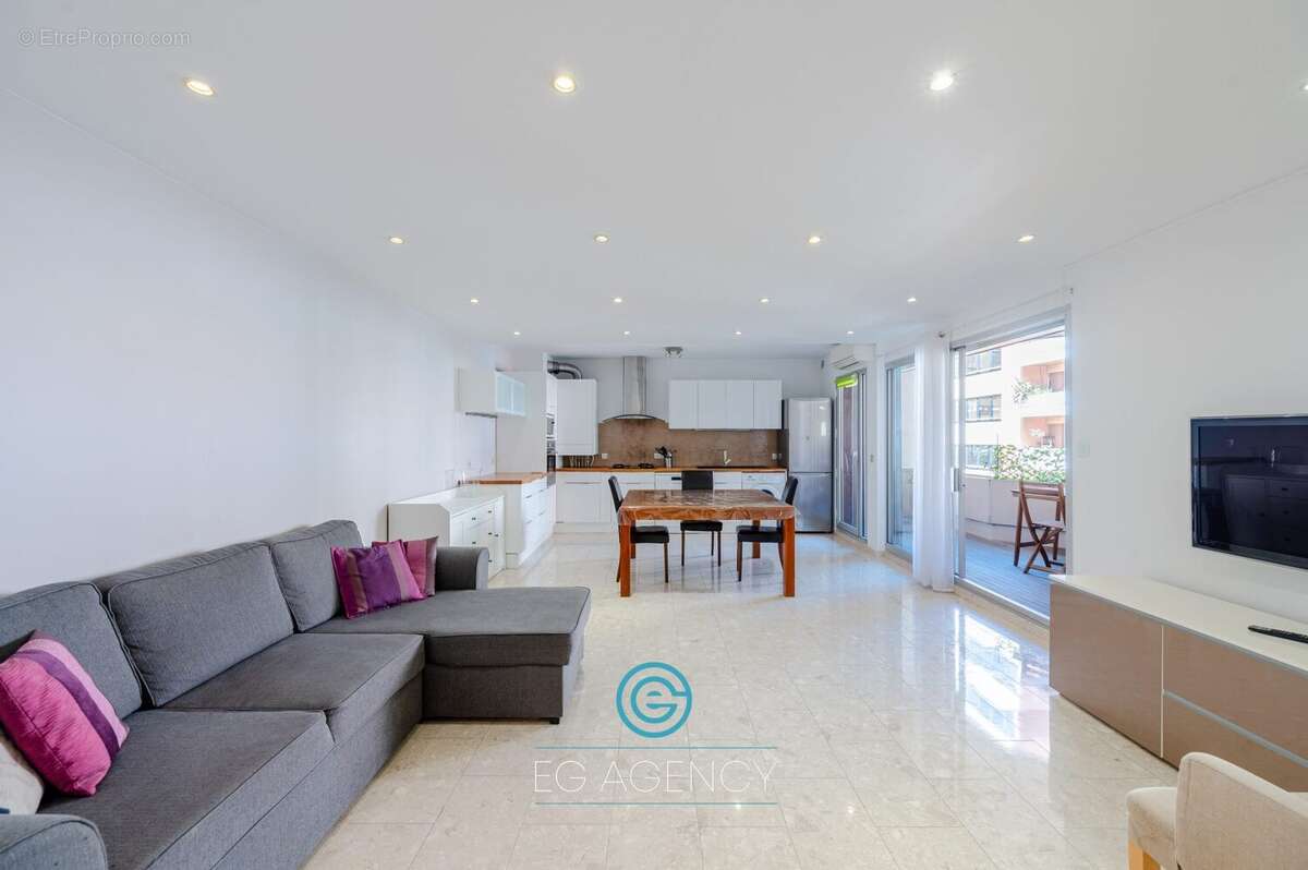 Appartement à MARSEILLE-8E