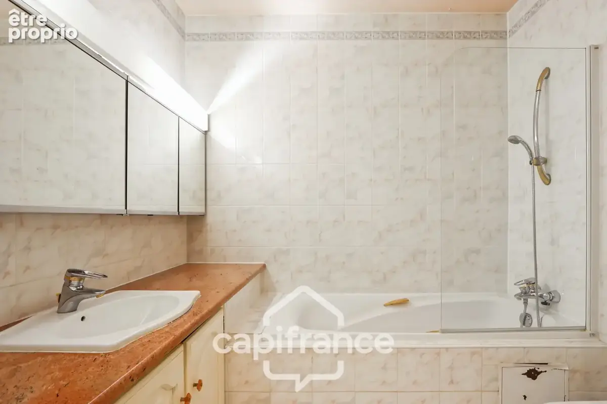Appartement à vendre 5 pièces SAINT CLOUD (92) - photo 12