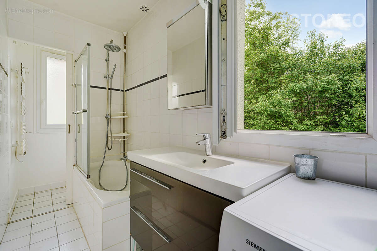 Maison à VILLE-D&#039;AVRAY