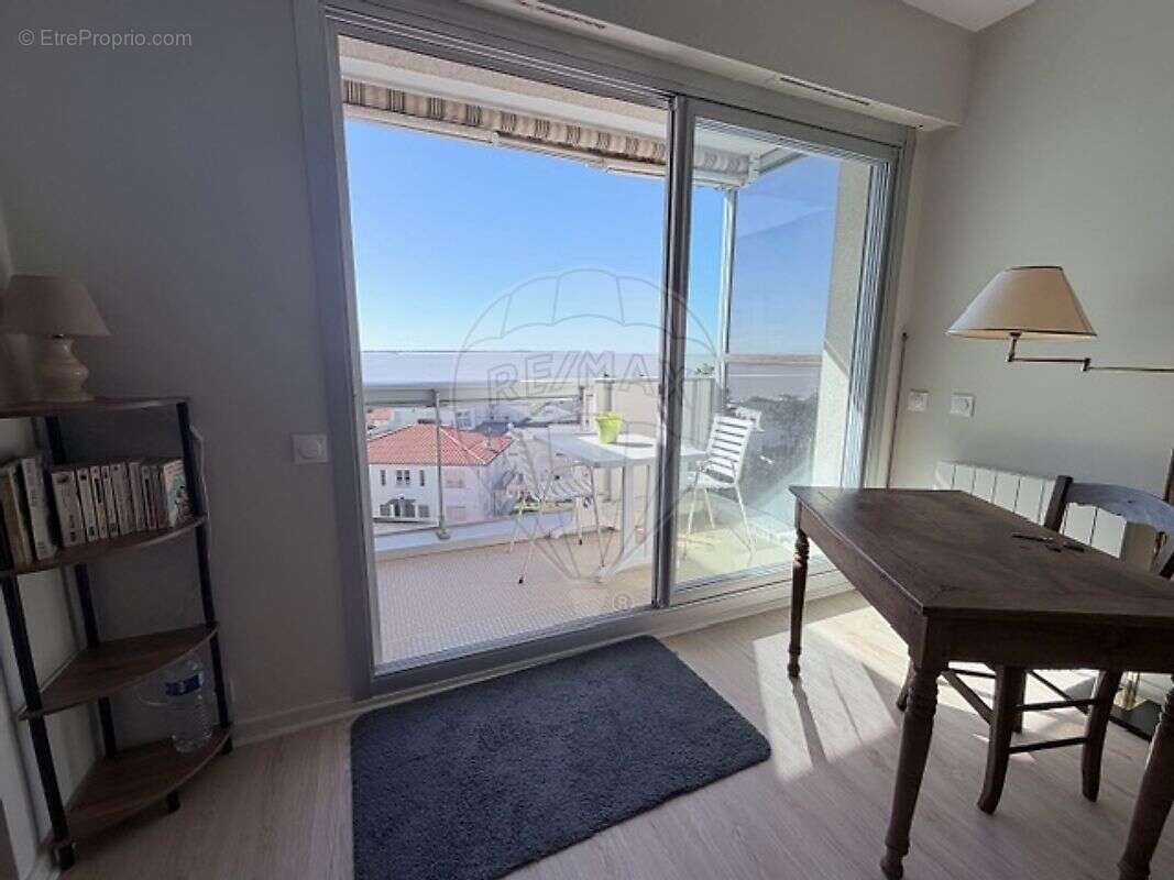 Appartement à VAUX-SUR-MER