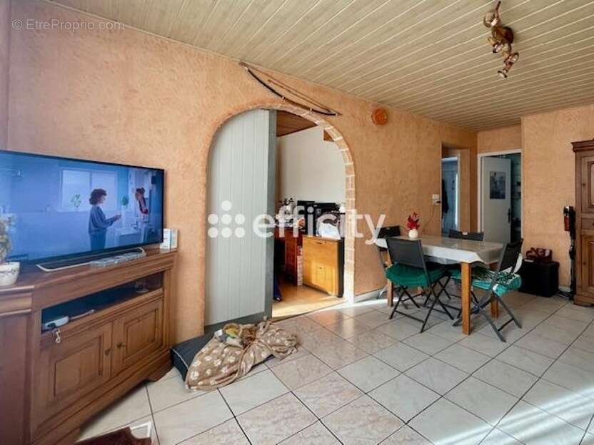 Maison à ROUSSILLON