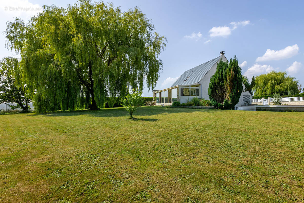 Maison à MESNIL-SAINT-LAURENT