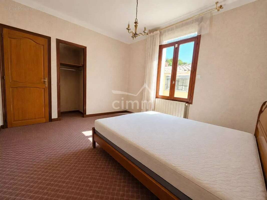 Château-Arnoux-Saint-Auban — Belle maison de 105 m² alliant confort et tranquillité - photo 6