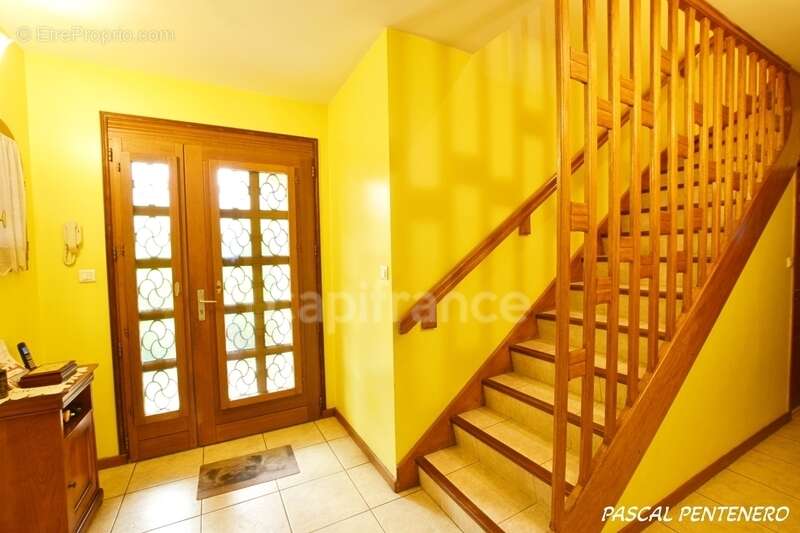 Maison à DECINES-CHARPIEU