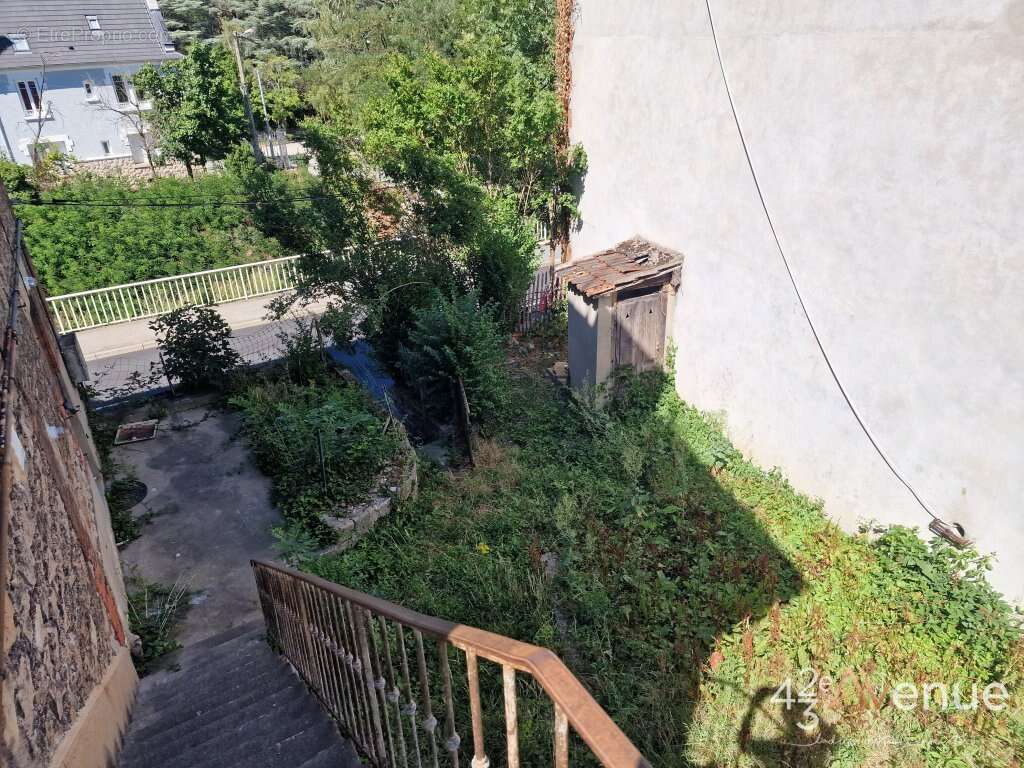 Appartement à FRAISSES