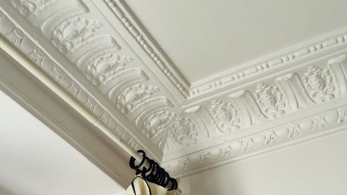 Appartement à PARIS-10E