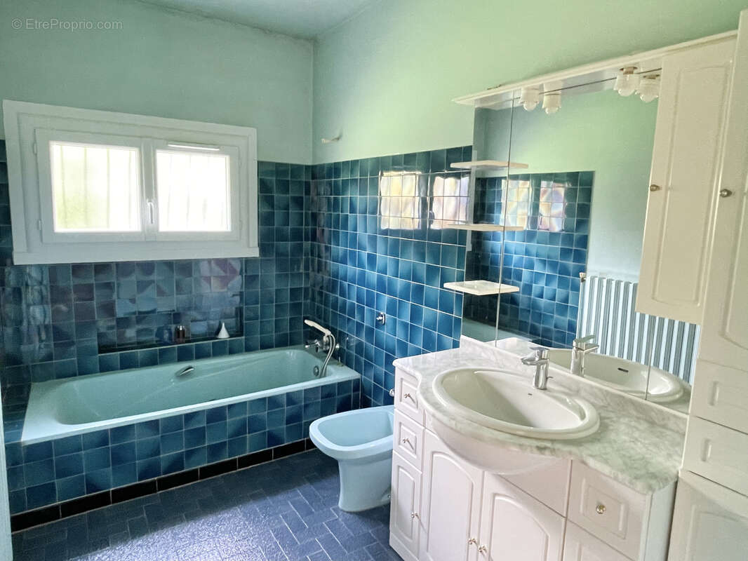 Maison à SAINTE-CONSORCE