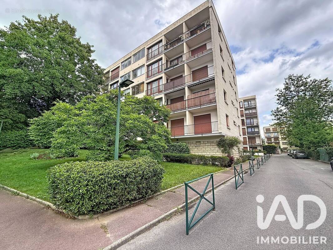 Photo 1 - Appartement à VAUCRESSON