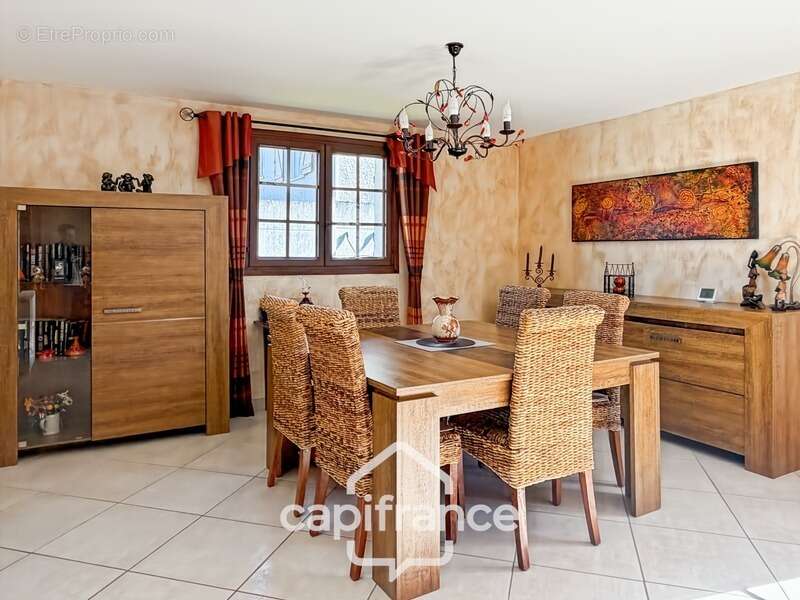 Maison à THORIGNY-SUR-MARNE