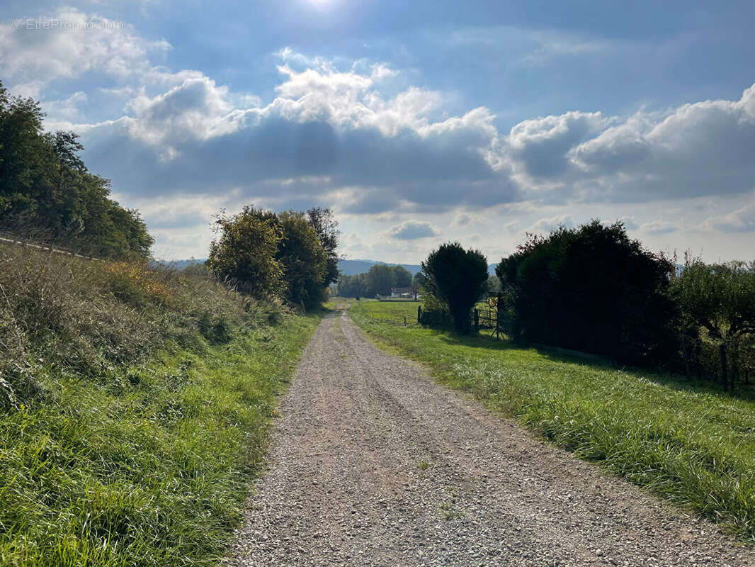 Maison à LONS-LE-SAUNIER