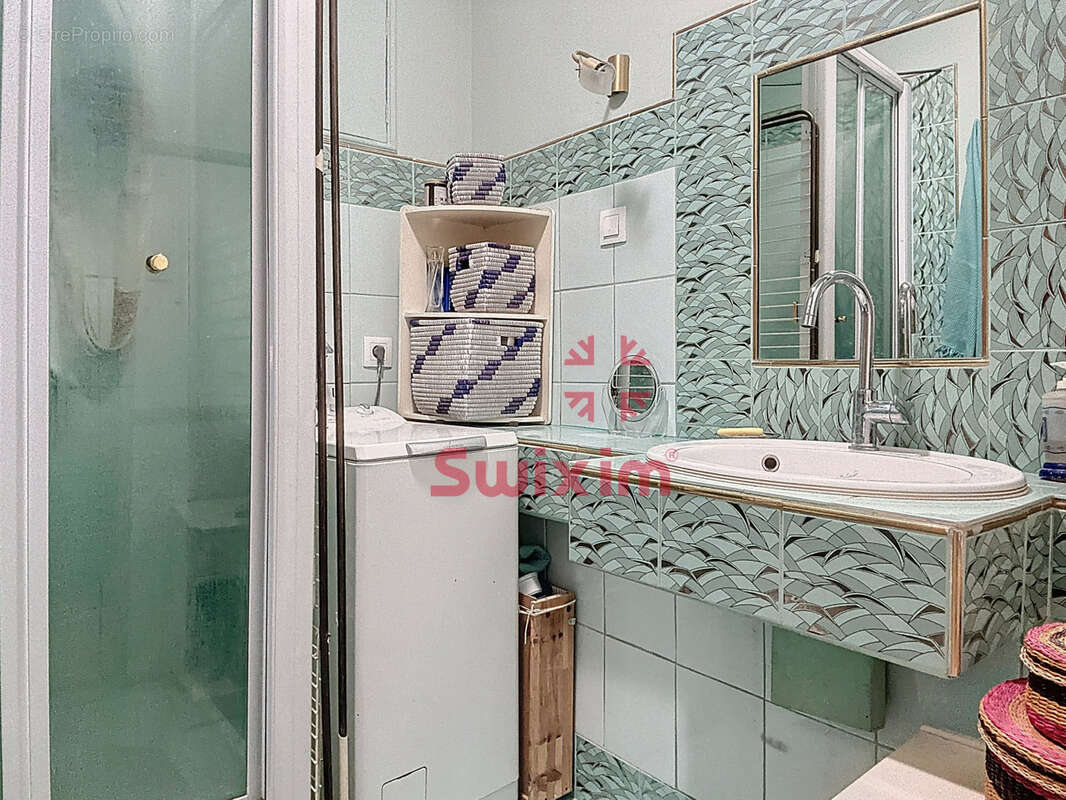 Appartement à PARIS-20E