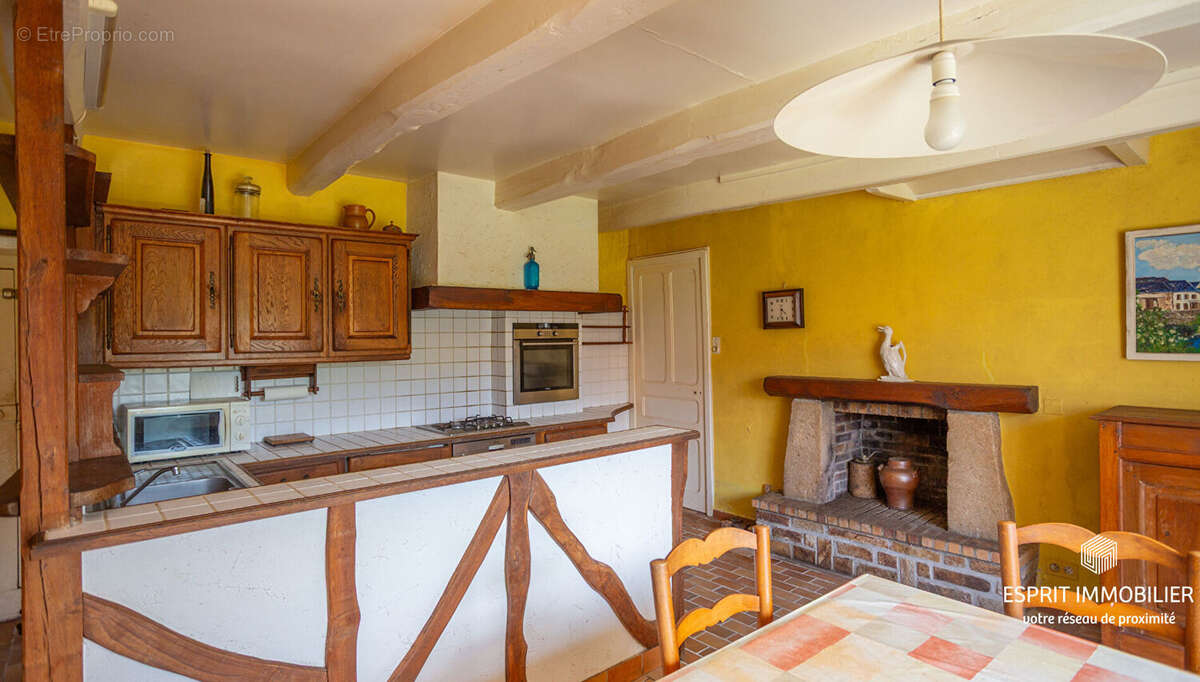 Maison à CLOHARS-CARNOET