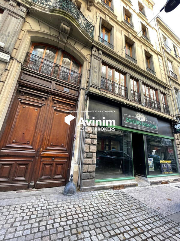 Commerce à SAINT-ETIENNE