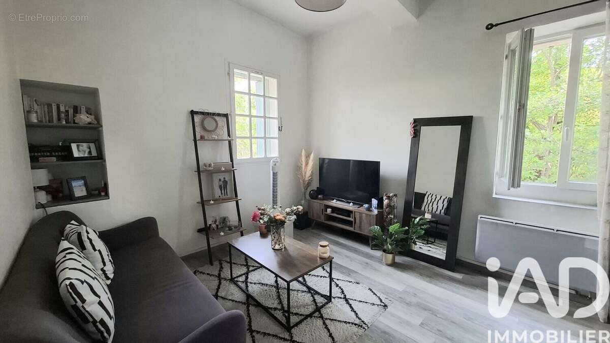 Photo 2 - Appartement à L'ISLE-SUR-LA-SORGUE