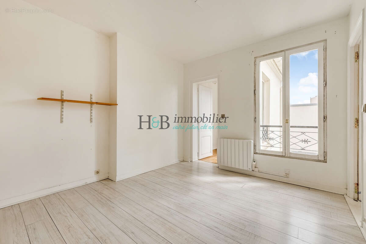 Appartement à PARIS-12E
