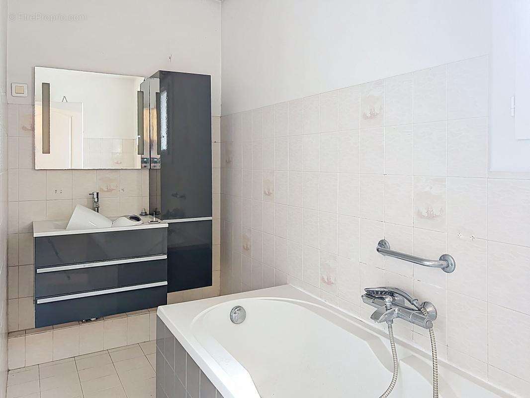 Maison à VILLENEUVE-LOUBET