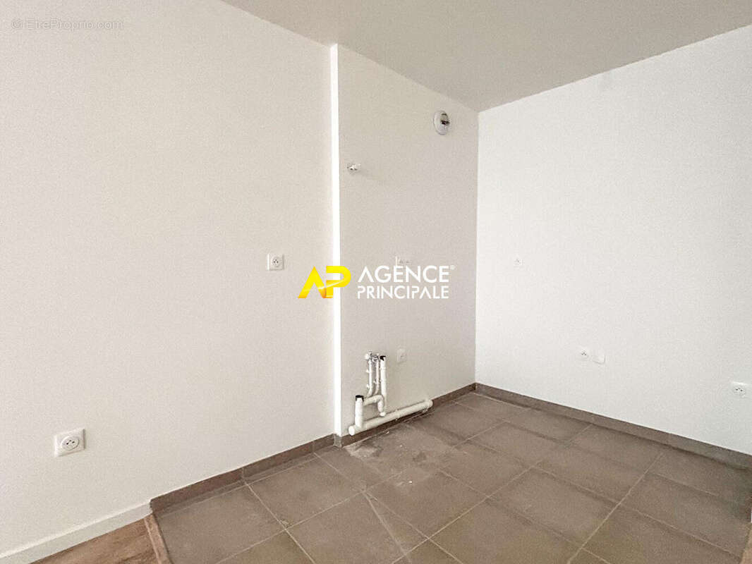 Appartement à SARTROUVILLE