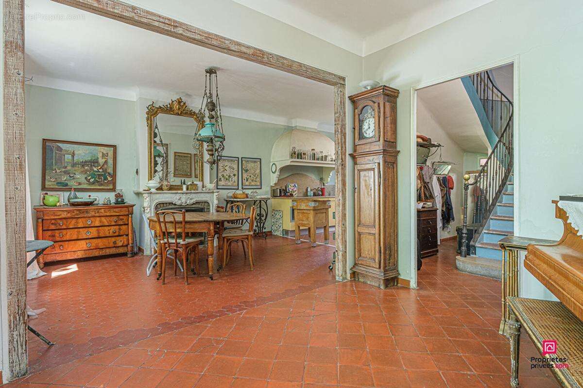 Maison à MARSEILLE-11E