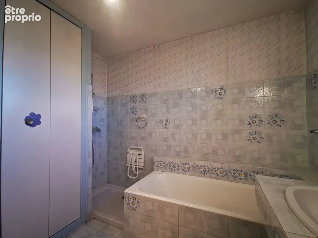 Maison Traditionnelle T5 (construite en 1973) de138 m²  sur un terrain de 550 m2 - photo 15
