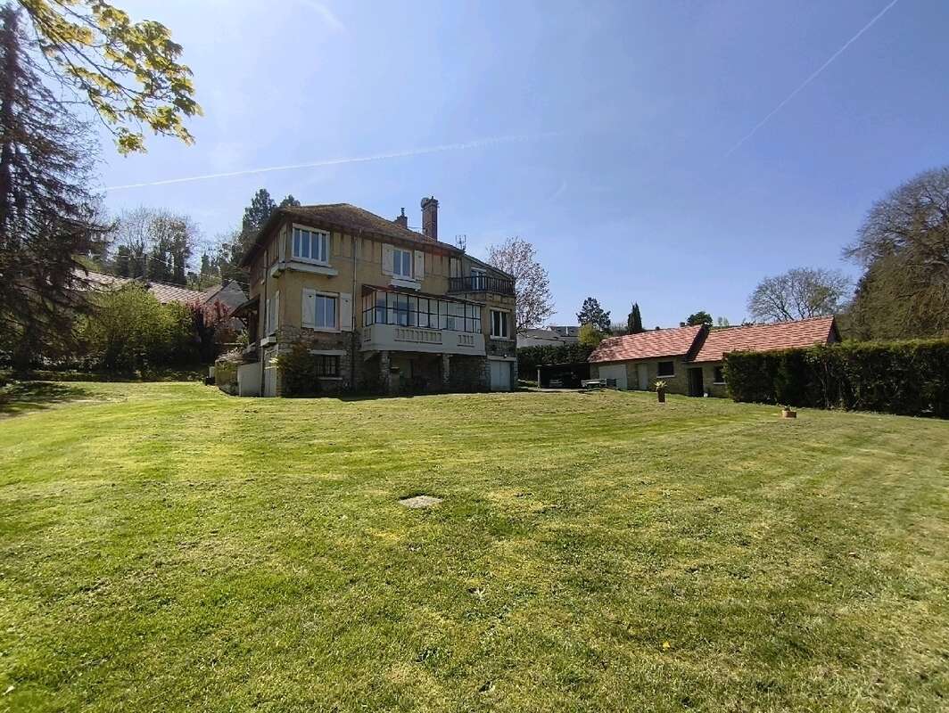 Maison à GRISY-LES-PLATRES