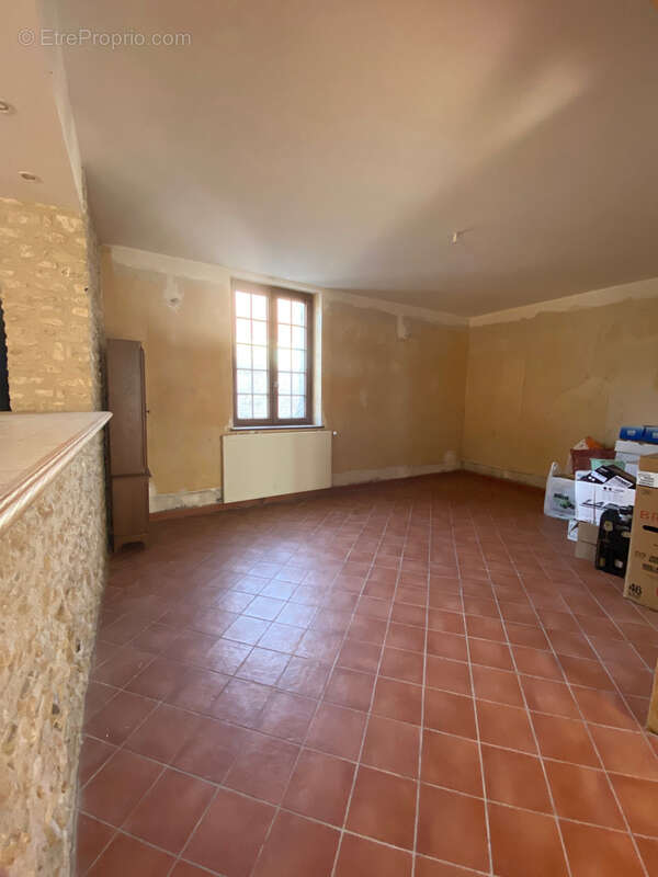 Maison à LIMETZ-VILLEZ