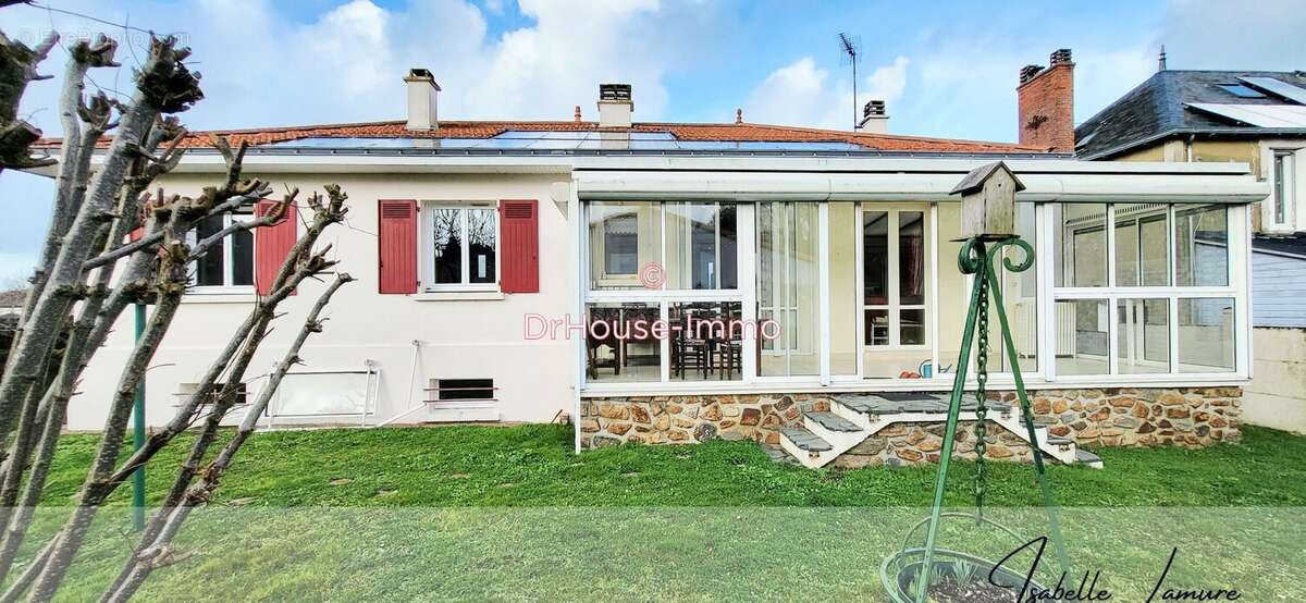 Maison 110 m² à Chantonnay  - photo 7