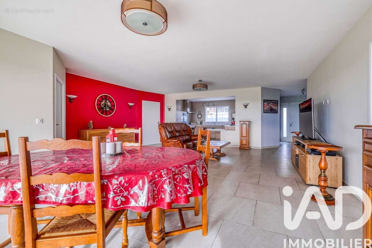 Photo 3 - Maison à CHARNY