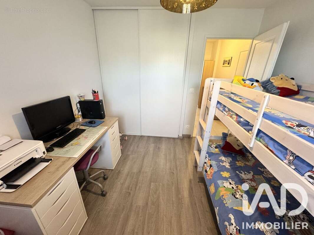 Appartement 70 m² à Cannes-Ecluse  - photo 6