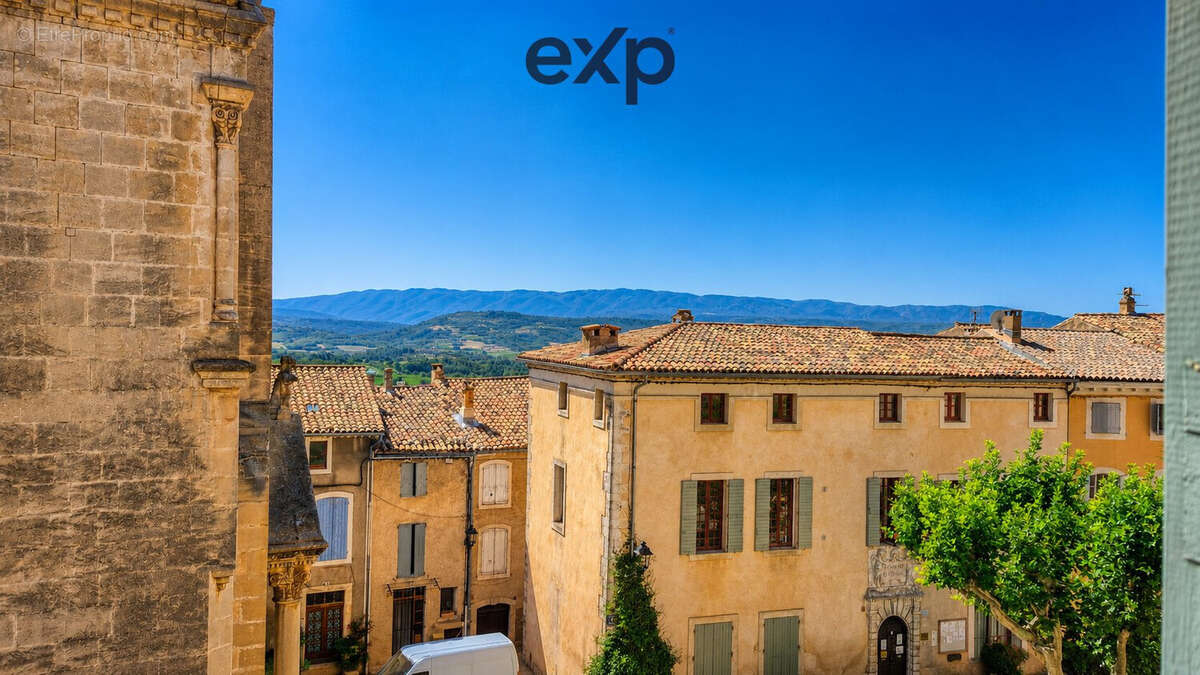 Maison 293 m² à Saint-Saturnin-Les-Apt  - photo 5