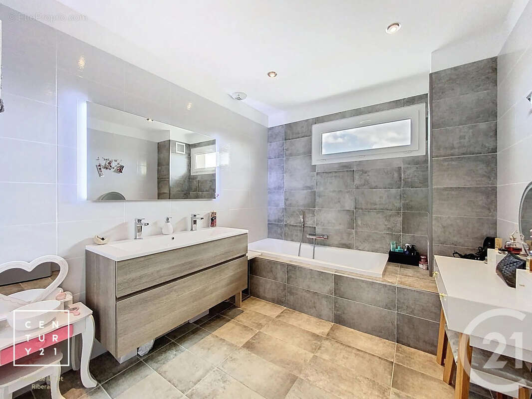 Maison à SAINT-FELIU-D'AVALL