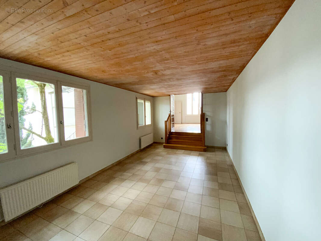 Maison à LE CREUSOT